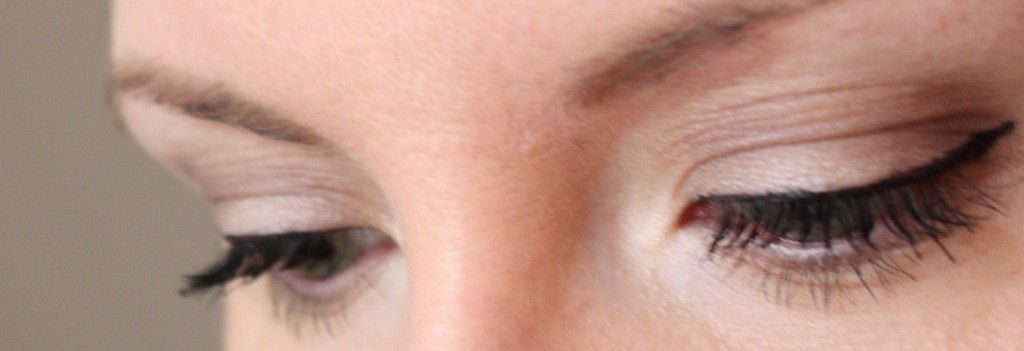 AMU 26.11.11 Cream Eye Liner Zoeva